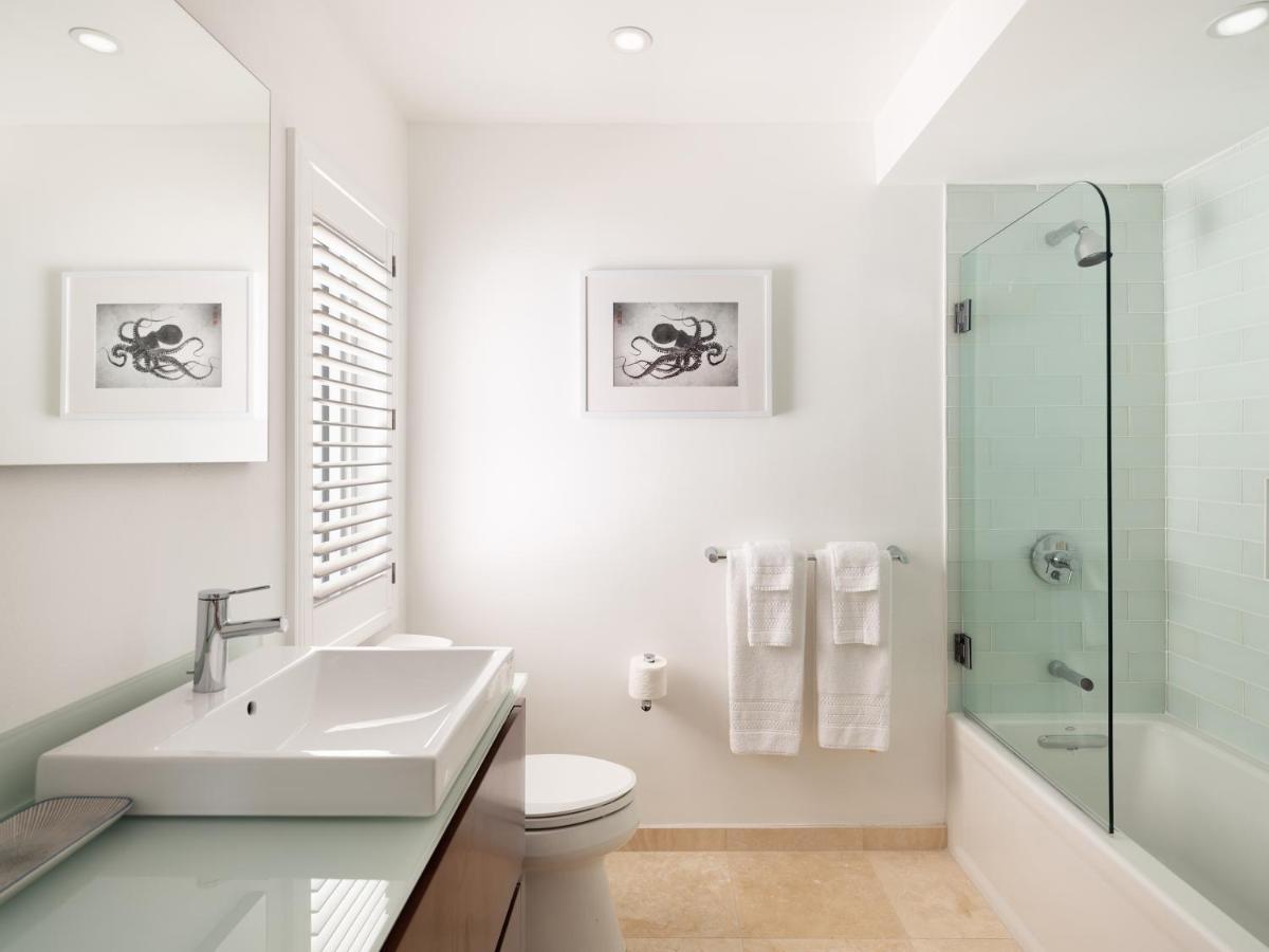 Azura Bermuda Hotel Mount Pleasant ภายนอก รูปภาพ
